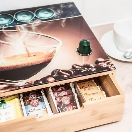 Apartamento Pouringraz Für Kunst- Und Tennisliebhaber