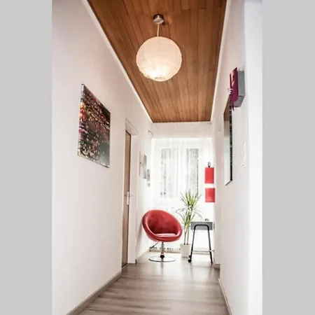 Pouringraz Fuer Kunst- Und Tennisliebhaber * Štýrský Hradec